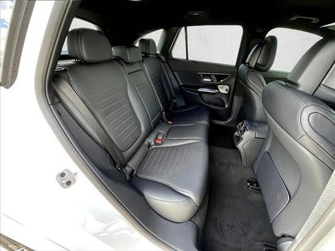 Used 2026 Mercedes-Benz GLC 300 image 27