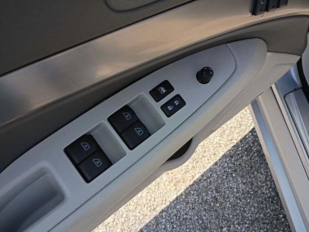 Used 2013 INFINITI G37 Journey w/ Premium Pkg RWD image 10