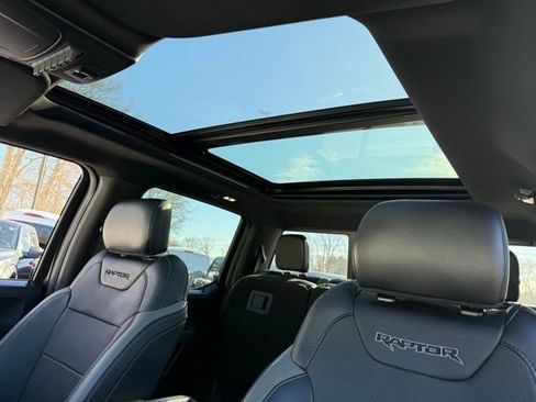 Certified 2018 Ford F150 Raptor w/ Equipment Group 801A Mid image 42