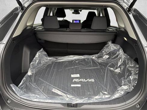 New 2025 Toyota RAV4 XLE image 23