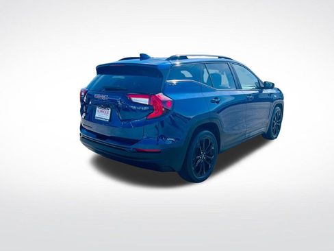 Used 2022 GMC Terrain SLE w/ Driver Convenience Package image 8