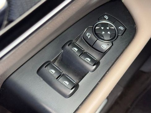 Used 2022 Lincoln Nautilus FWD w/ Premium Package image 26