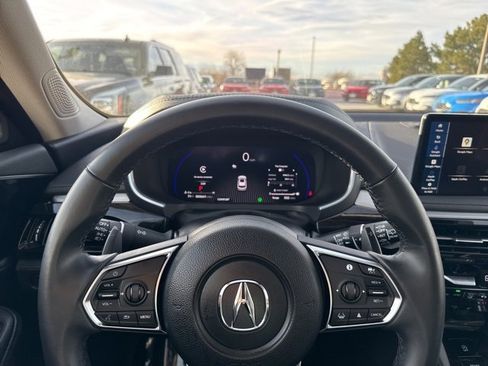 Used 2025 Acura MDX SH-AWD image 18
