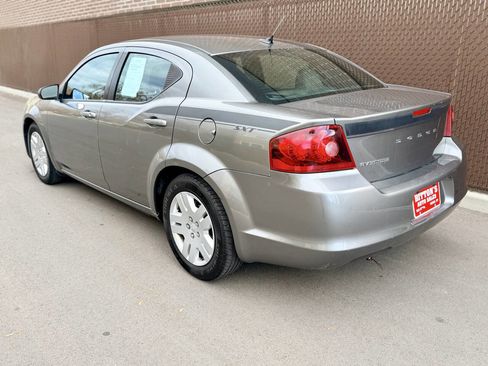 Used 2012 Dodge Avenger SE image 5