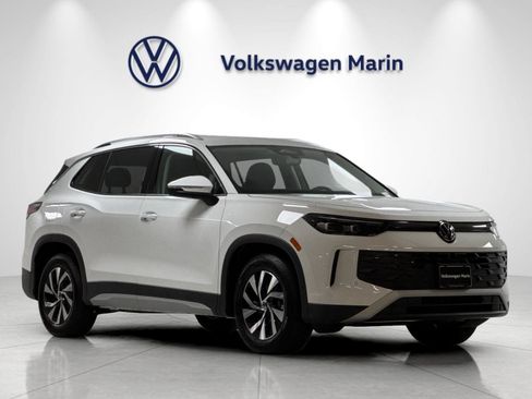 New 2026 Volkswagen Tiguan S FWD image 7
