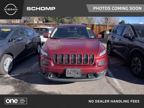 Used 2017 Jeep Cherokee Limited image 1
