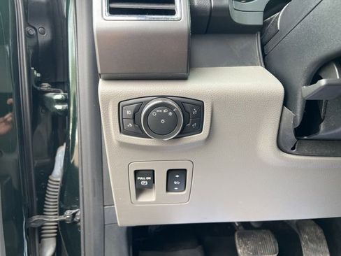 Used 2016 Ford F150 XLT w/ Equipment Group 302A Luxury image 21