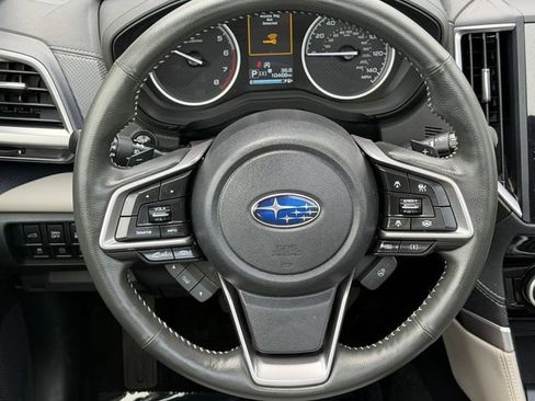Used 2023 Subaru Forester Limited AWD/4WD image 15