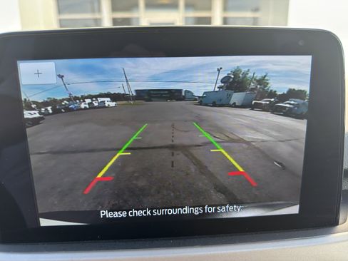 Used 2022 Ford Escape SE w/ SE Sport Appearance Package image 25