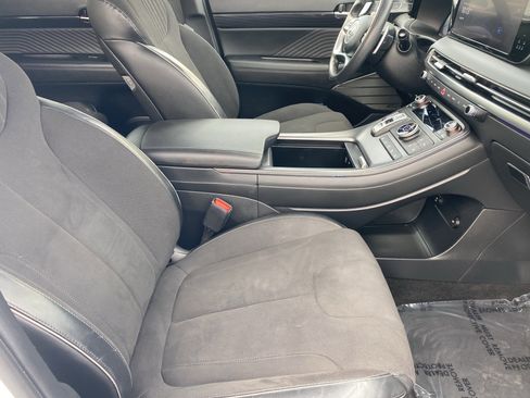 Used 2024 Hyundai Palisade Calligraphy image 11