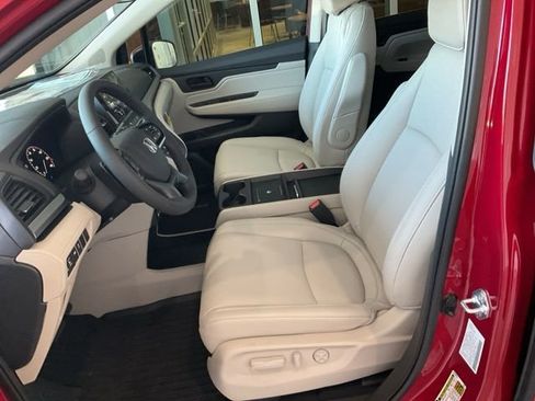 New 2026 Honda Odyssey EX-L image 4