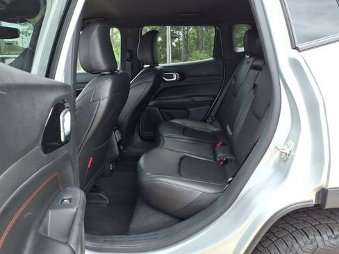 Used 2024 Jeep Compass Trailhawk AWD/4WD image 17