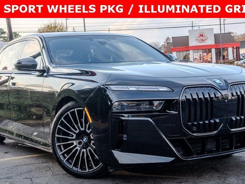 Used 2024 BMW i7 eDrive50 w/ M Sport Package image 3