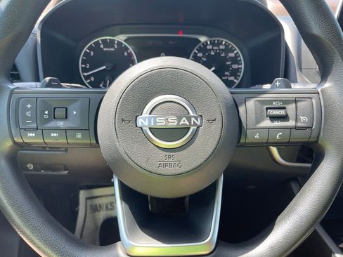 Used 2023 Nissan Rogue S FWD image 23