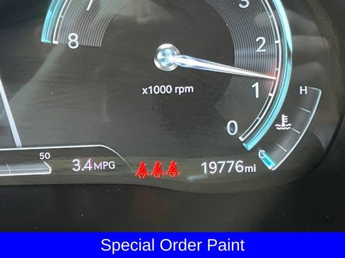 Used 2024 Genesis GV80 3.5T Advanced AWD/4WD image 2
