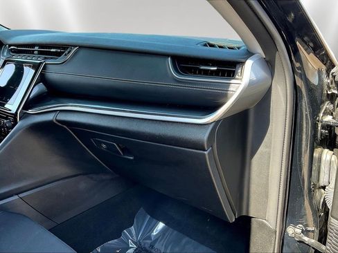 Used 2023 Jeep Grand Cherokee Laredo w/ Trailer Tow Prep Group (B) image 26