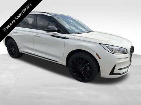 Certified 2023 Lincoln Corsair Reserve w/ Equipment Group 201A image 11