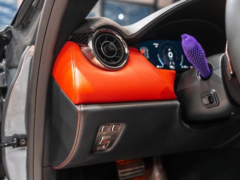 Used 2025 Karma Revero Luxury image 8