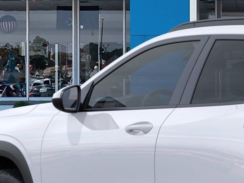 New 2026 Chevrolet Trax LT w/ LT Convenience Package FWD image 12