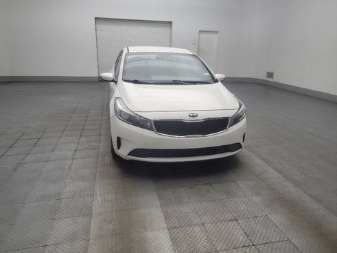 Used 2017 Kia Forte S FWD image 14