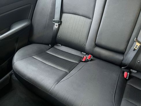 Used 2025 Nissan Altima 2.5 SV image 41