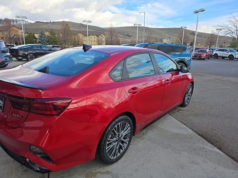 Used 2024 Kia Forte GT-Line w/ GT-Line Premium Package image 6