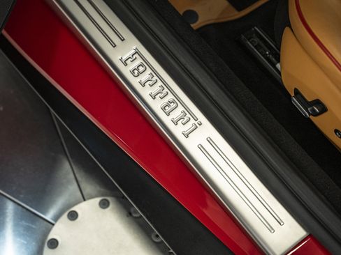 Used 2023 Ferrari Portofino M image 32