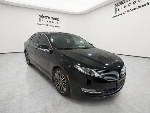 Used 2016 Lincoln MKZ w/ Equipment Group 300A Reserve FWD image 7