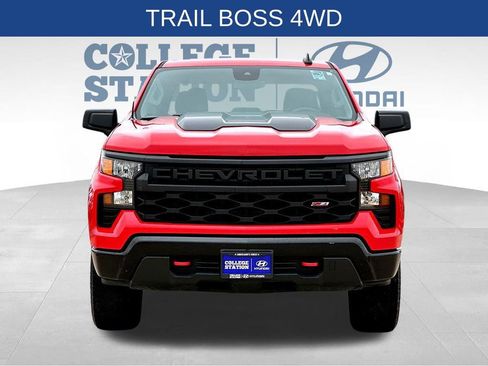 Used 2023 Chevrolet Silverado 1500 Custom Trail Boss w/ LPO, Dark Essentials Package image 5