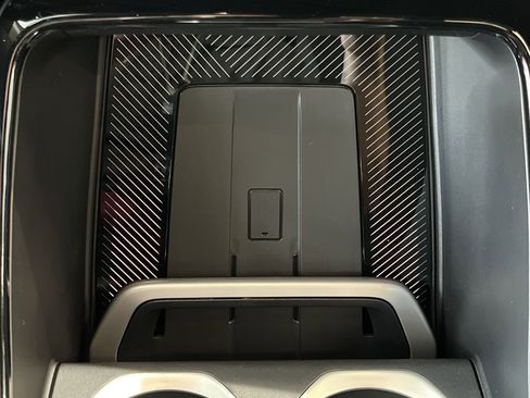 New 2025 BMW X1 xDrive28i w/ Technology Package image 8