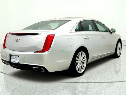 Used 2019 Cadillac XTS Luxury w/ Driver Awareness Package FWD image 5