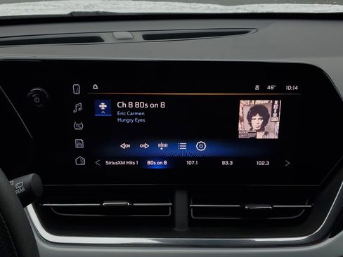 Used 2025 Chevrolet Trax LT image 25