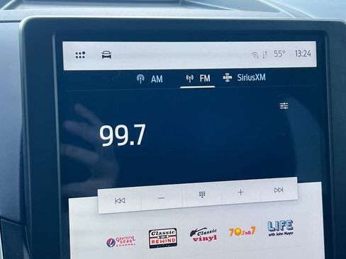 Used 2024 Ford Edge SEL image 15