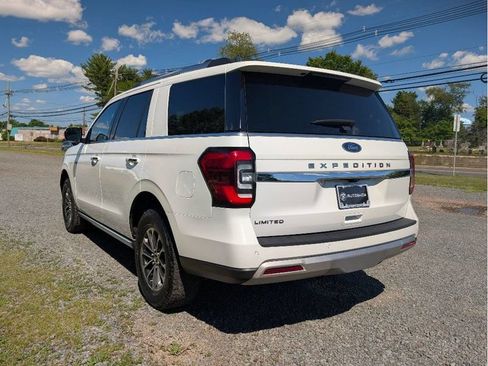 Used 2024 Ford Expedition Limited AWD/4WD image 8