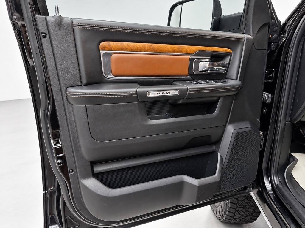 Used 2013 RAM 2500 Laramie AWD/4WD image 20