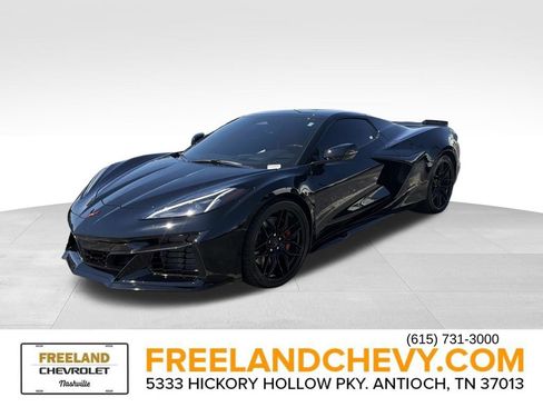 Used 2025 Chevrolet Corvette Z06 RWD image 7