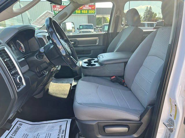 Used 2015 RAM 2500 SLT AWD/4WD image 12