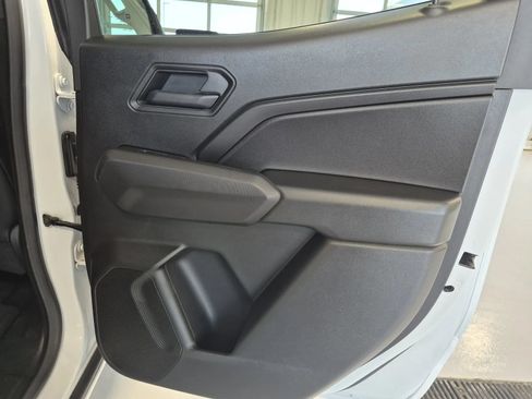 Used 2025 Chevrolet Colorado Trail Boss AWD/4WD image 14
