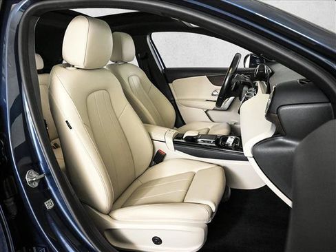 Used 2021 Mercedes-Benz A 220 4MATIC image 22