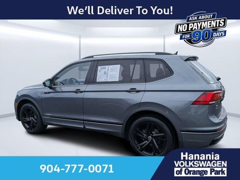 Certified 2023 Volkswagen Tiguan SE R-Line FWD image 5