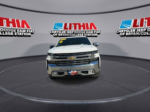 Used 2021 Chevrolet Silverado 1500 LTZ w/ Technology Package image 3