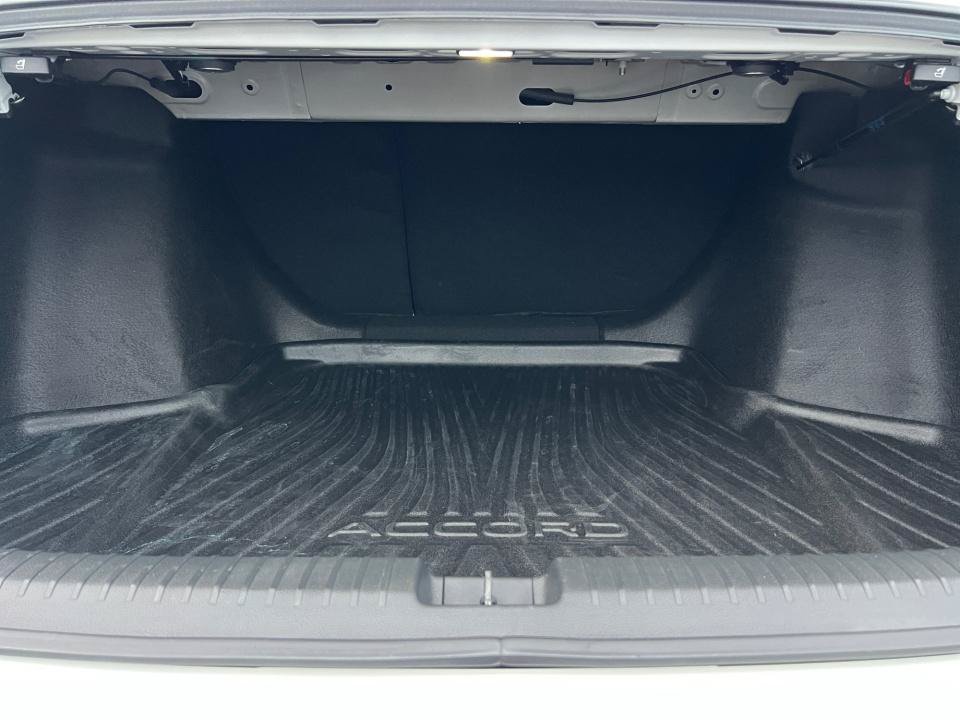 Certified 2023 Honda Accord EX image 15