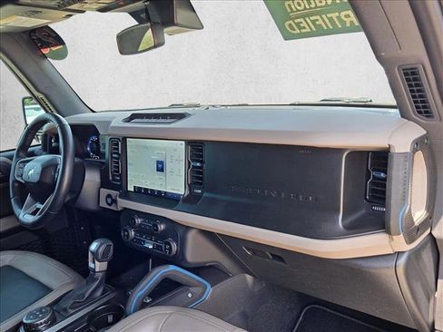 Used 2023 Ford Bronco Wildtrak AWD/4WD image 19
