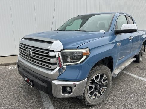 Used 2019 Toyota Tundra Limited w/ Limited Premium Package AWD/4WD image 2