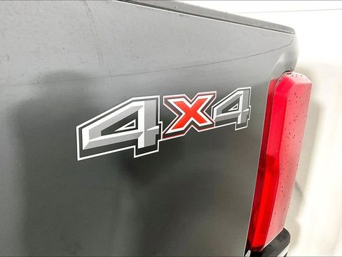 Used 2025 Ford F250 XLT image 14
