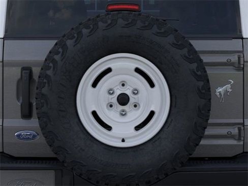 New 2025 Ford Bronco Heritage Edition image 24