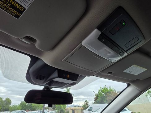 Used 2023 Nissan Rogue SV image 35