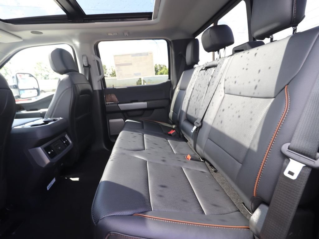 New 2026 Ford F250 Lariat w/ Black Appearance Package AWD/4WD image 12