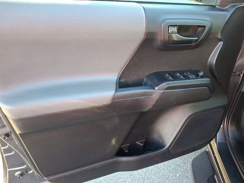 Used 2023 Toyota Tacoma SR image 14