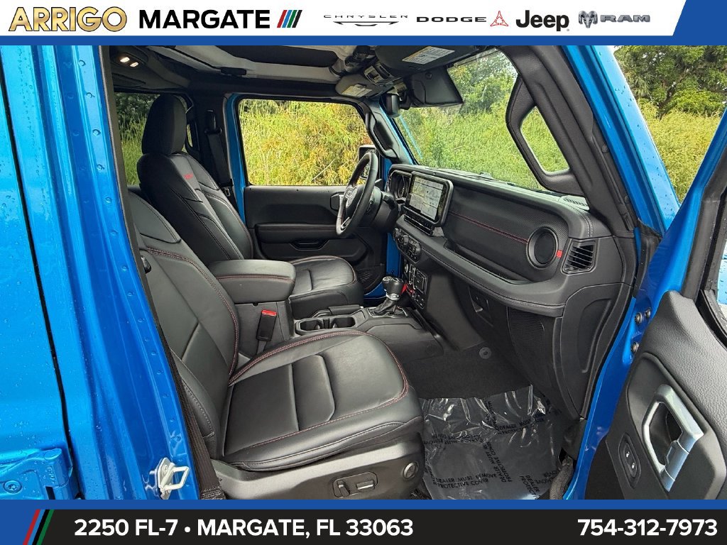 Certified 2024 Jeep Wrangler Unlimited Rubicon AWD/4WD image 17